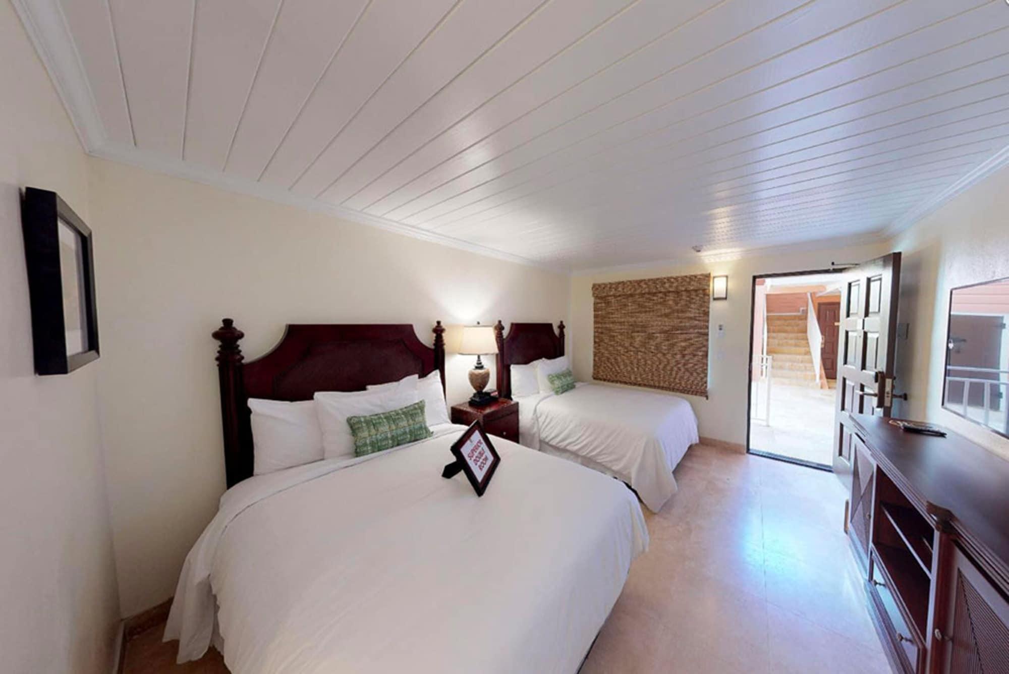Company House Hotell Christiansted Exteriör bild